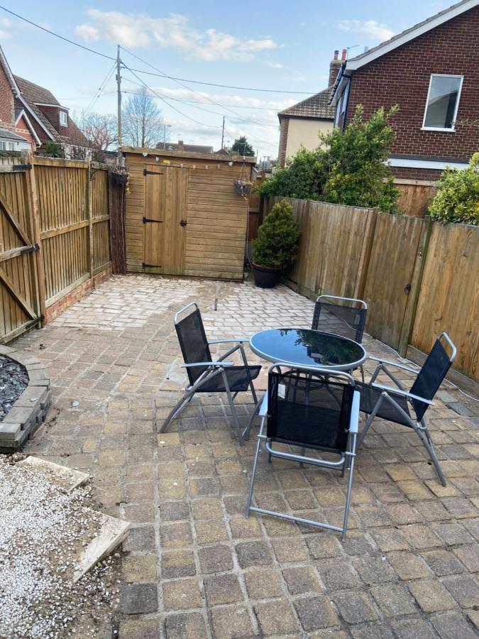 Cosy Cottage Great Bentley Near Station And Shops Exterior foto