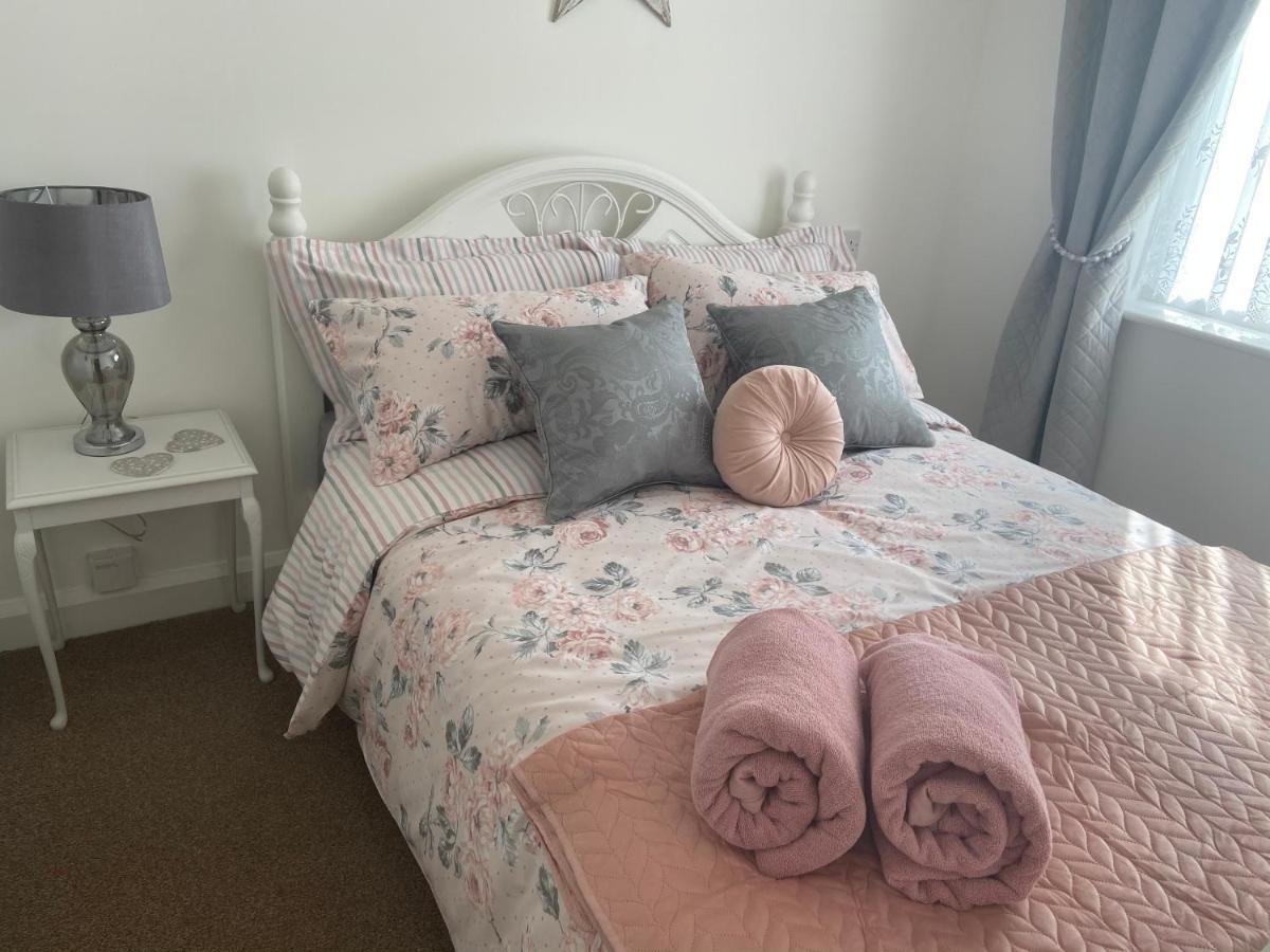 Cosy Cottage Great Bentley Near Station And Shops Exterior foto
